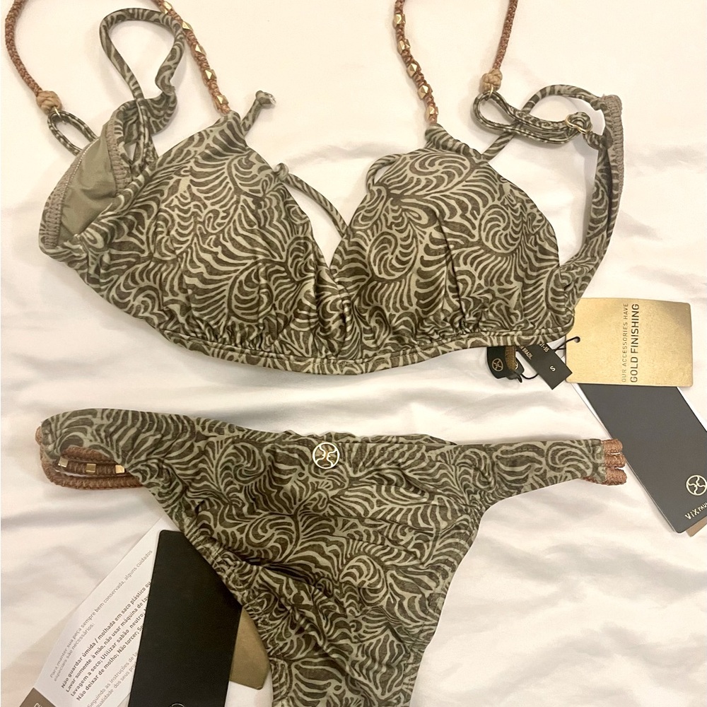 ViX by Paula Hermanny bikini top and bottom
